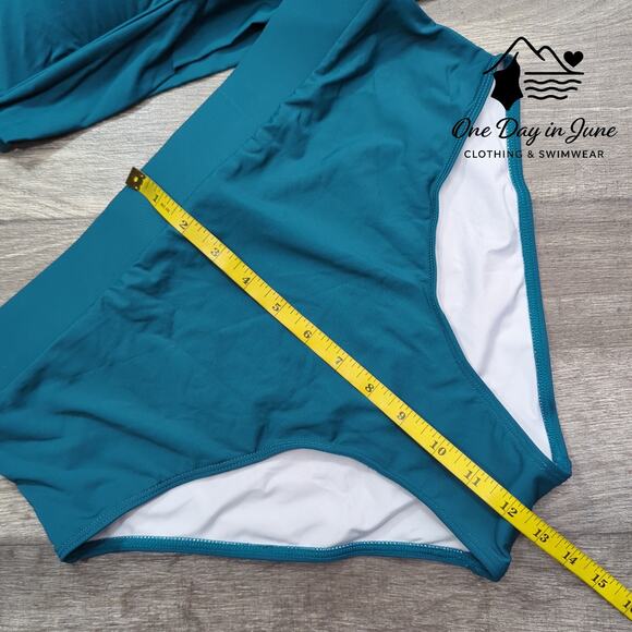 Tempt Me Plus Size High Waist Cropped Molded Cup Bikini Size 12W - Picture 3 of 5